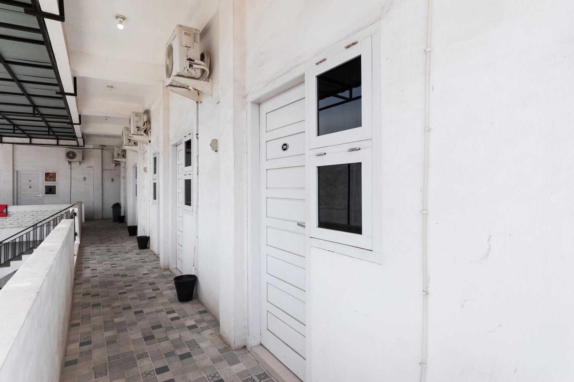 Reddoorz Syariah Near Rsud Zainoel Abidin Banda Aceh Ξενοδοχείο Εξωτερικό φωτογραφία