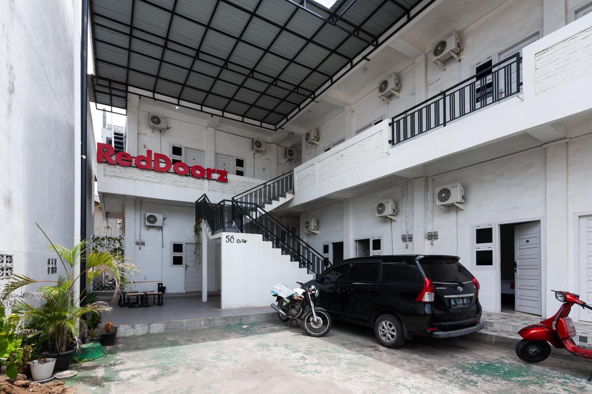 Reddoorz Syariah Near Rsud Zainoel Abidin Banda Aceh Ξενοδοχείο Εξωτερικό φωτογραφία